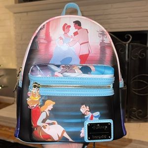 NWT. Disney Loungefly Cinderella Scenes Mini Backpack